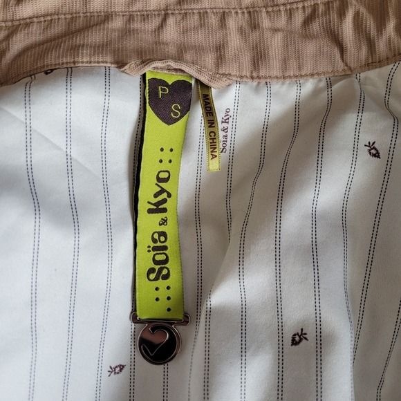 Soia & Kyo belted trenchcoat size small - Picture 12 of 16
